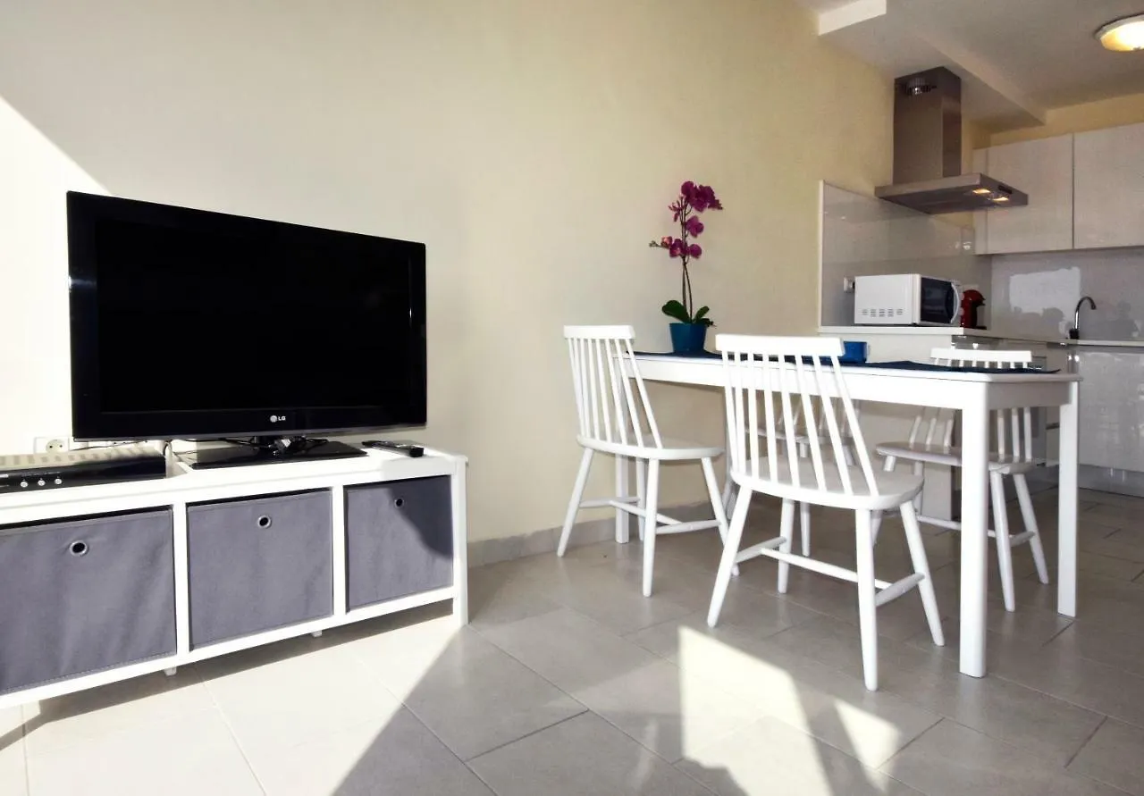 Punta N 6 - Vivienda Vacacional Puerto de Santiago  Španělsko
